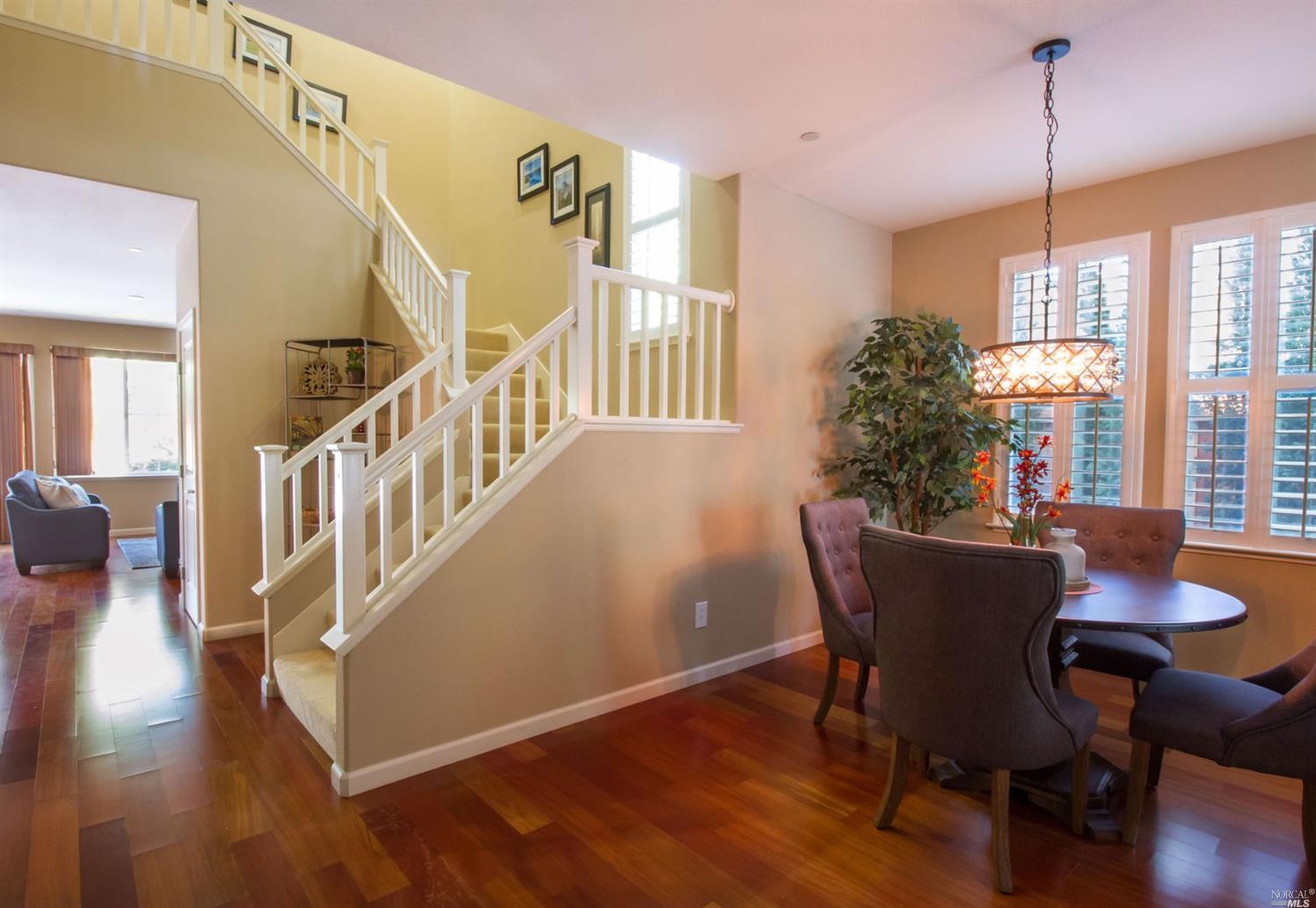 984 Capitola Dr, Napa, CA 94559 photo 8