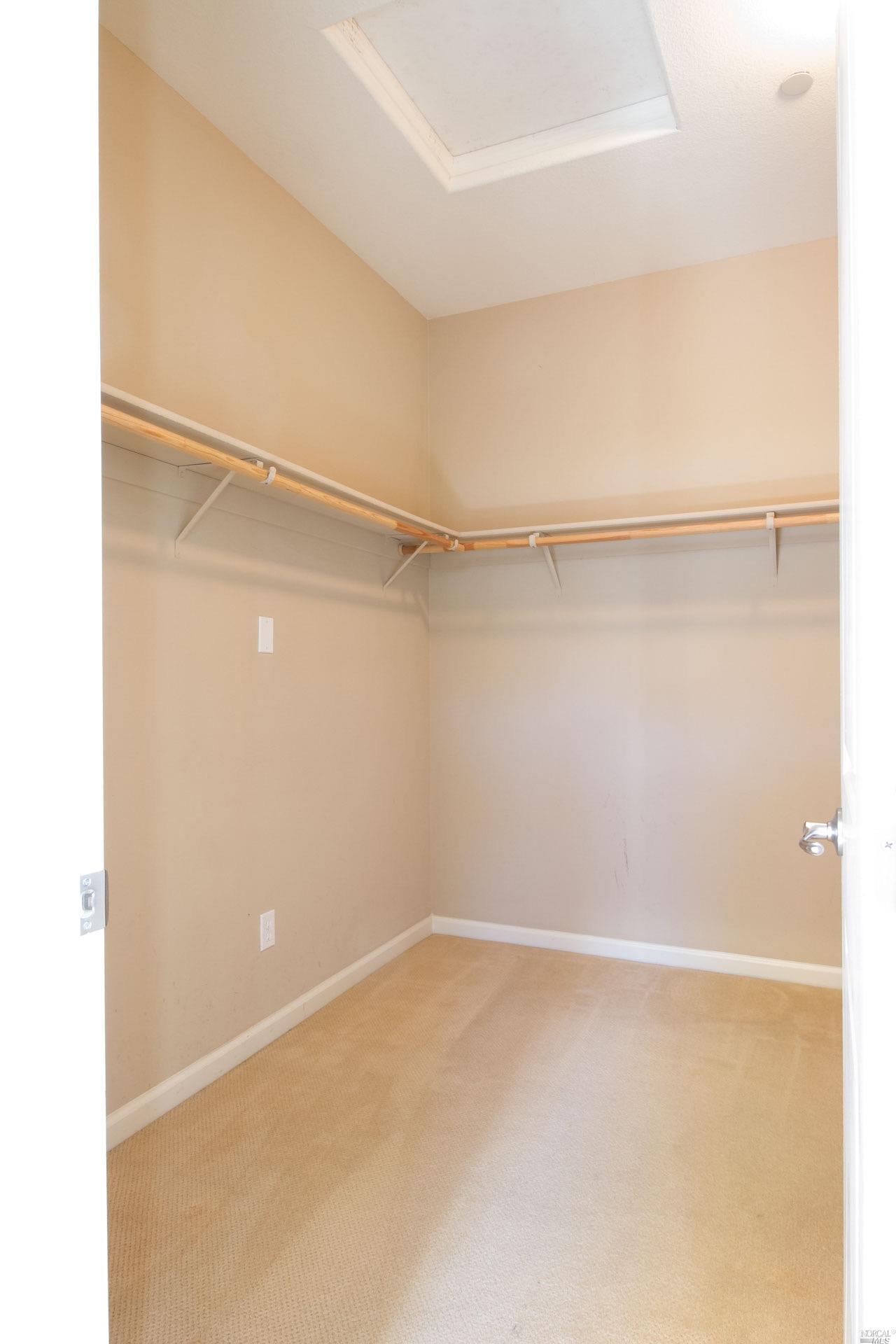984 Capitola Dr, Napa, CA 94559 photo 28
