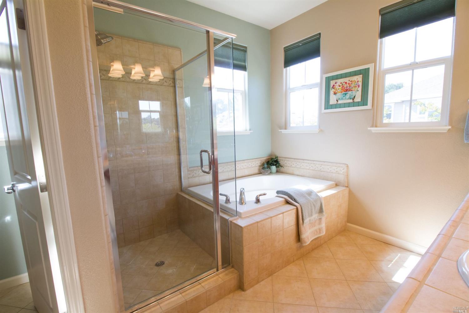 984 Capitola Dr, Napa, CA 94559 photo 27