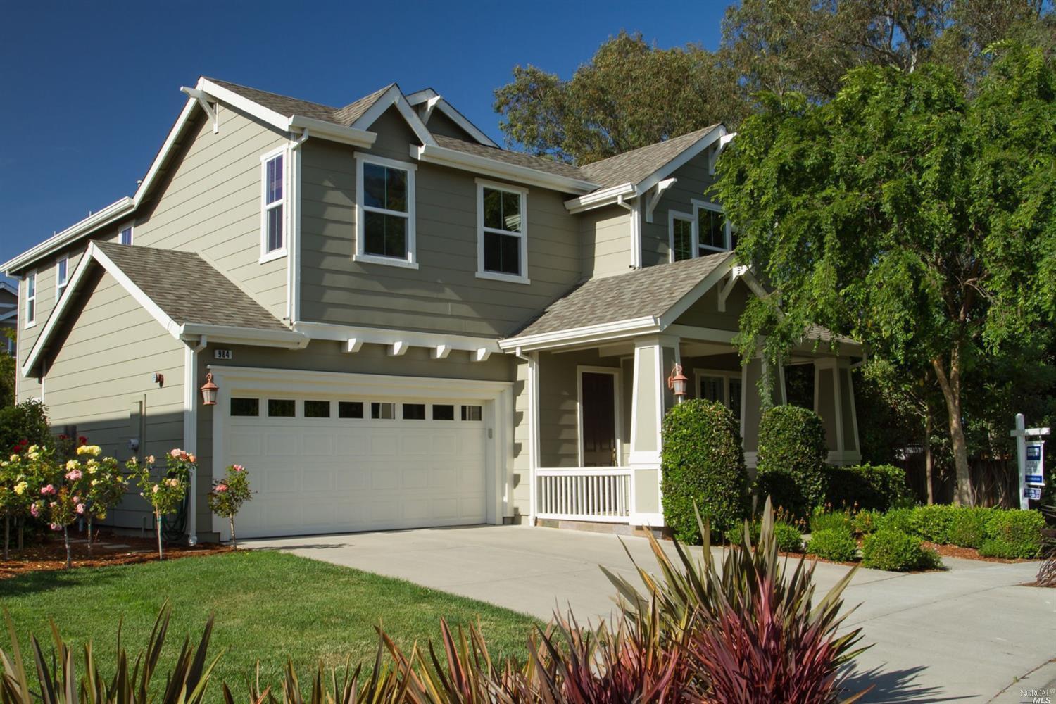 984 Capitola Dr, Napa, CA 94559 photo 1