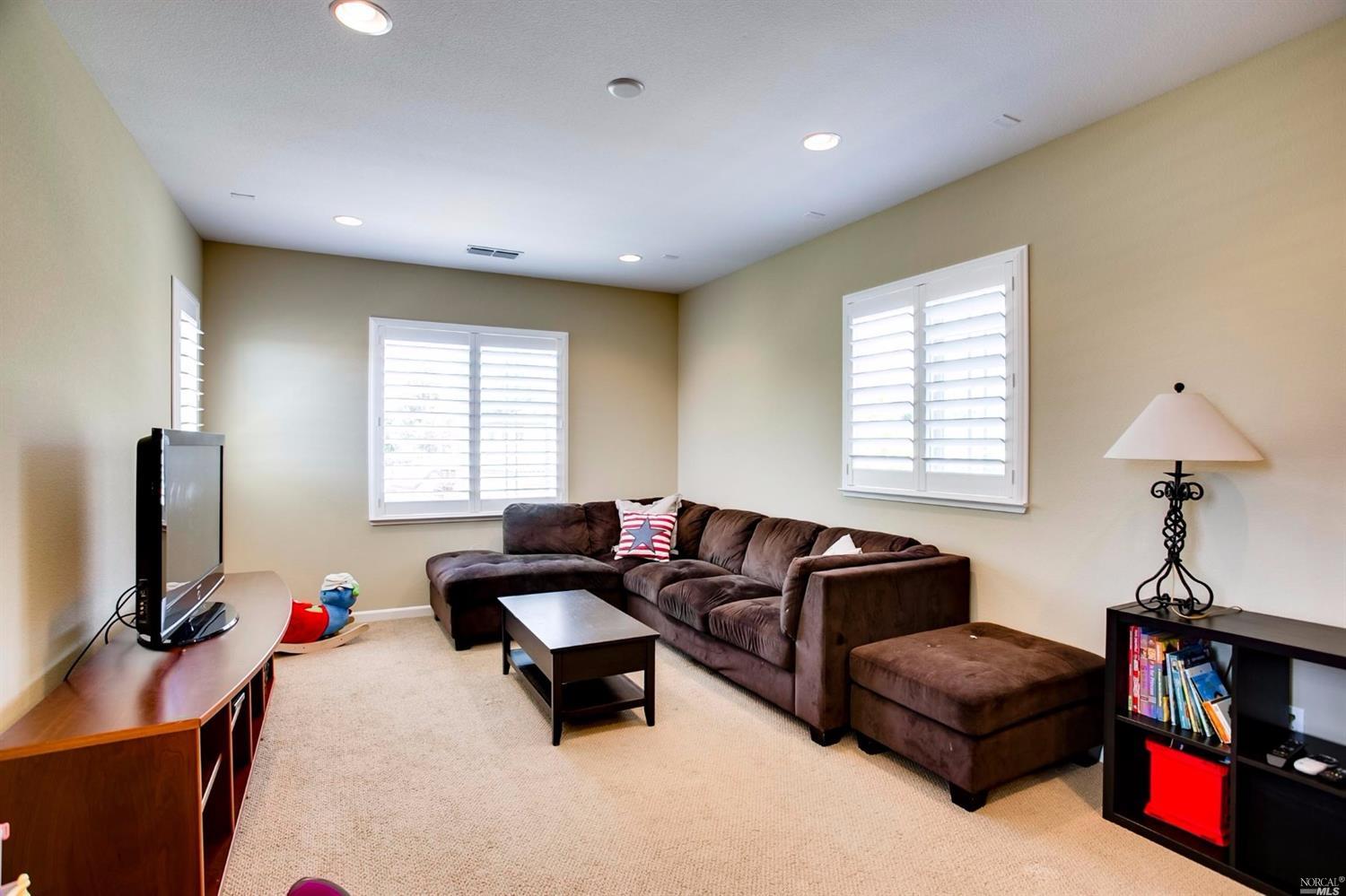 4812 Duval St, Fairfield, CA 94533 photo 18