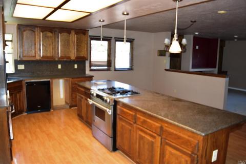 412 Lakehurst Ct, Fairfield, CA 94533 photo 4