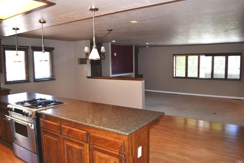 412 Lakehurst Ct, Fairfield, CA 94533 photo 3