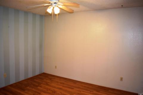 412 Lakehurst Ct, Fairfield, CA 94533 photo 8