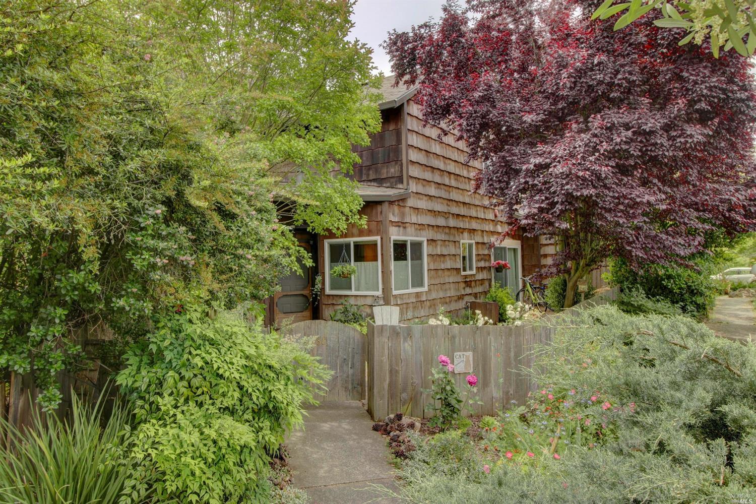 8188 Sunflower Dr, Cotati, CA 94931 photo 1