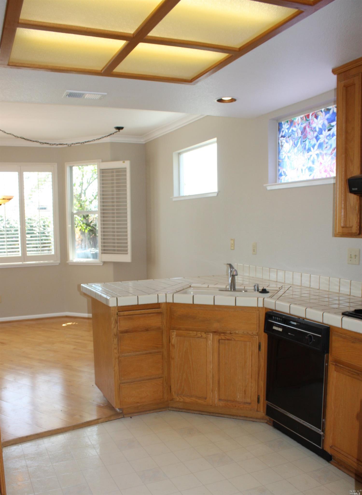 9 Marina Ridge Ct, Vallejo, CA 94591 photo 12