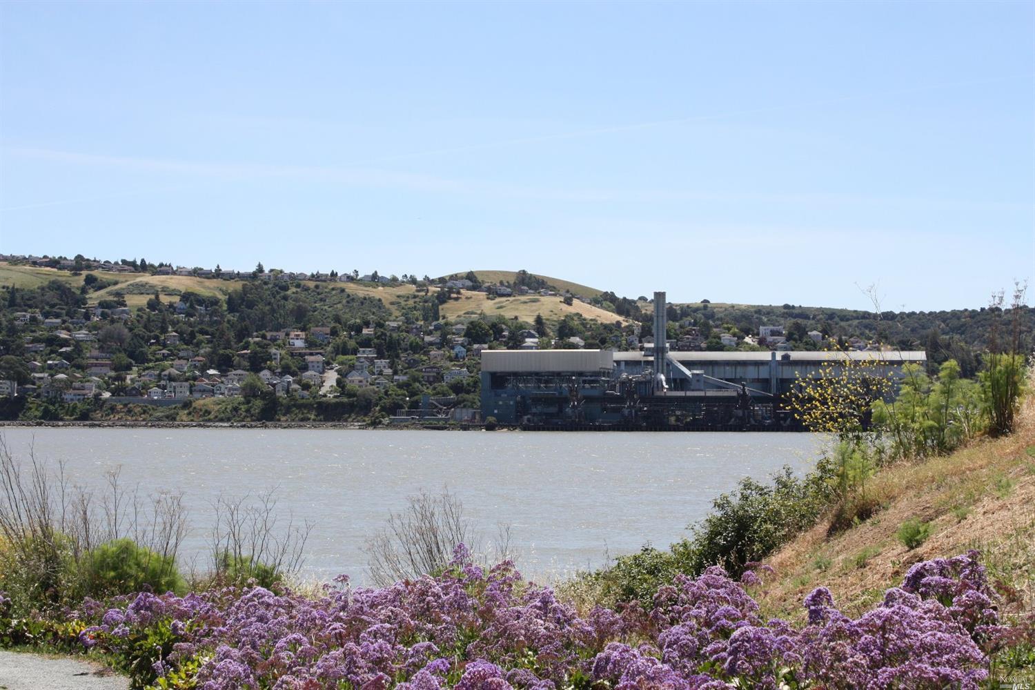 9 Marina Ridge Ct, Vallejo, CA 94591 photo 2