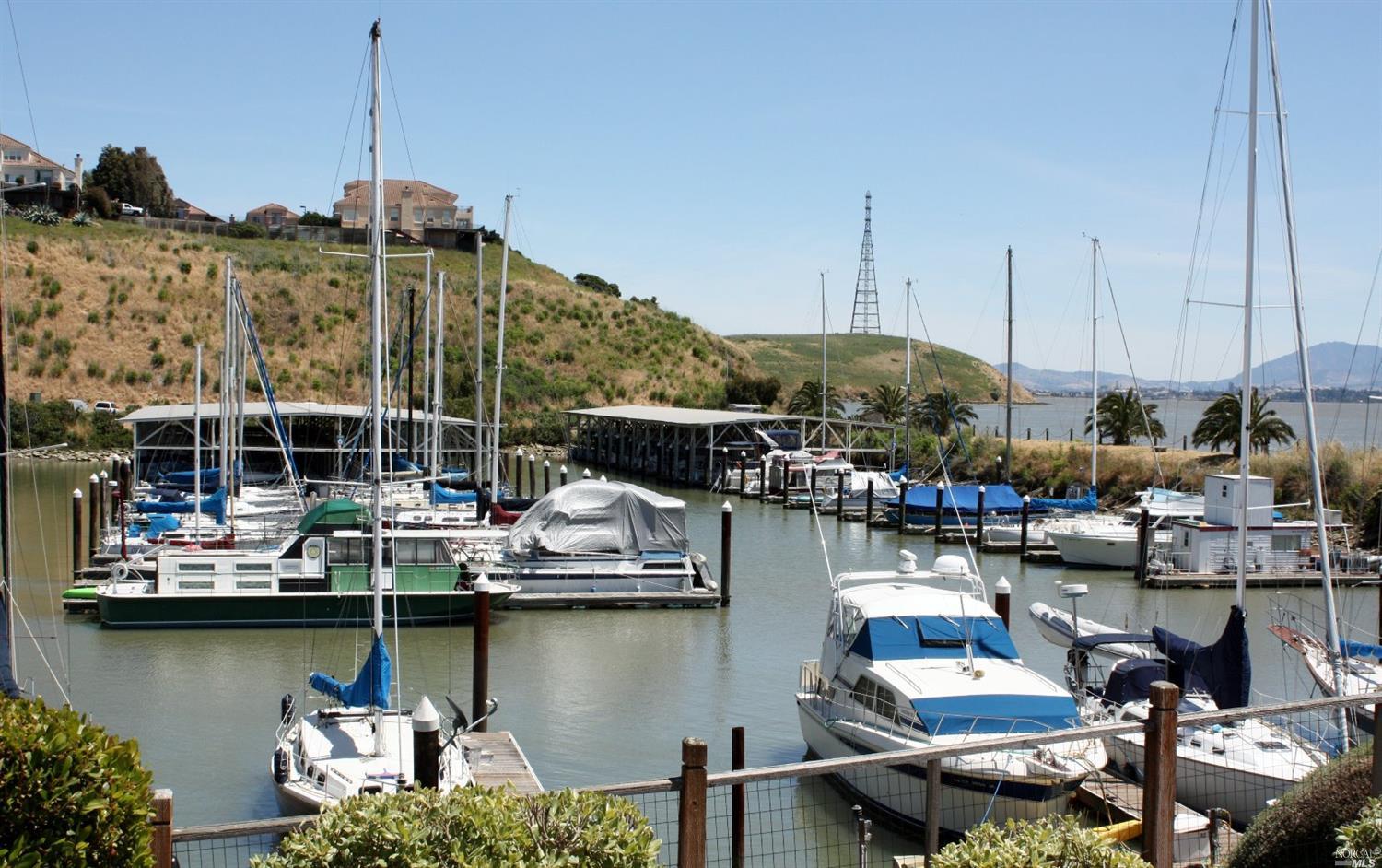 9 Marina Ridge Ct, Vallejo, CA 94591 photo 3