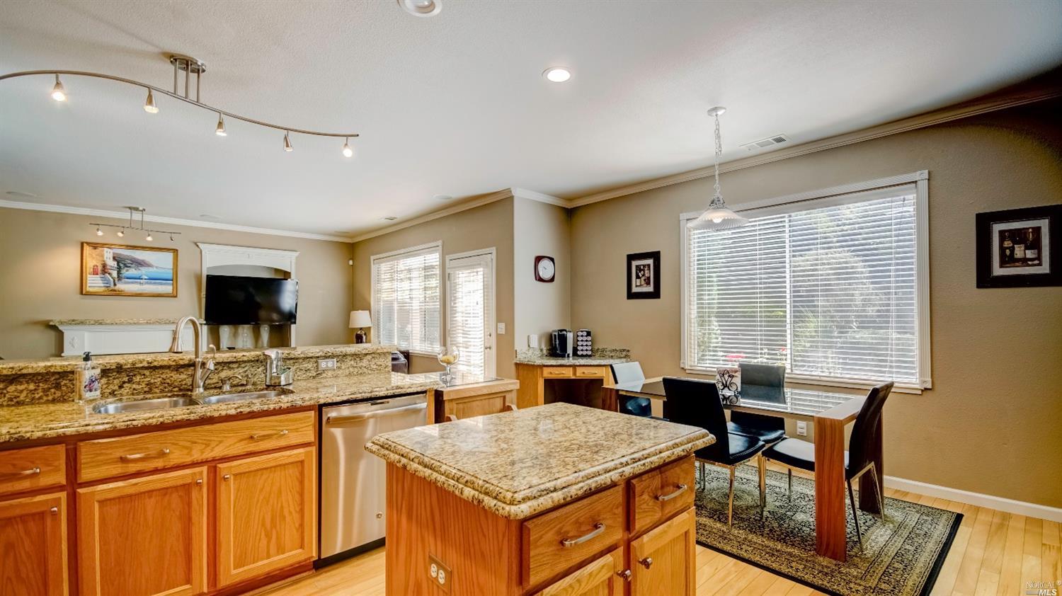 2224 Bennington Dr, Vallejo, CA 94591 photo 18