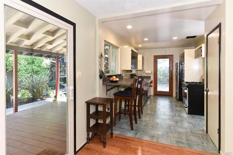 8 Queens Ct, Napa, CA 94558 photo 7