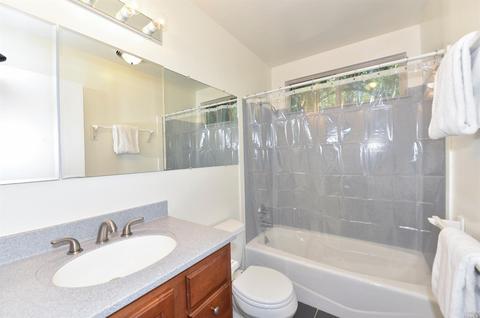 8 Queens Ct, Napa, CA 94558 photo 16