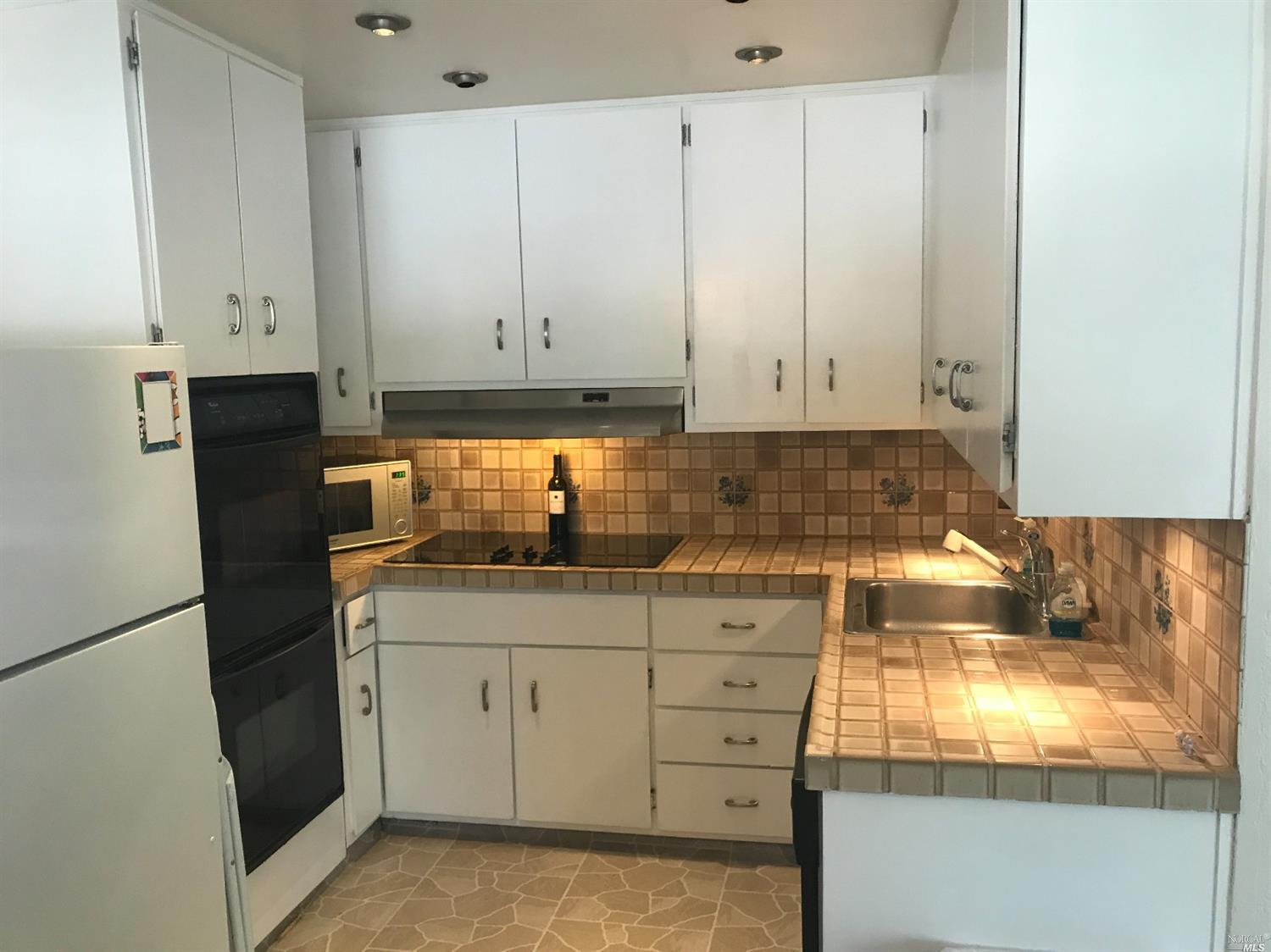 1074 Caldwell Ave, Vallejo, CA 94591 photo 7