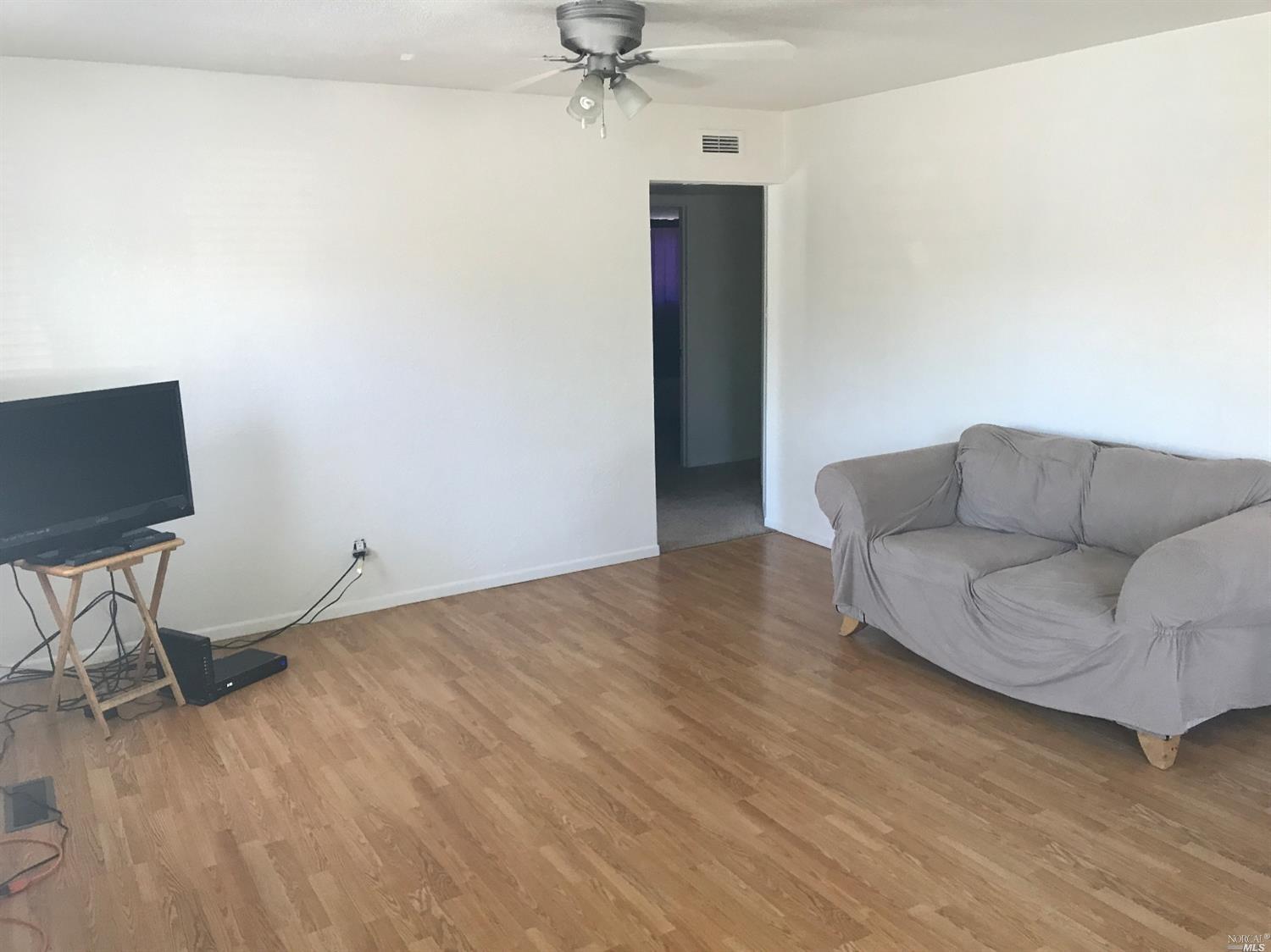 1074 Caldwell Ave, Vallejo, CA 94591 photo 6