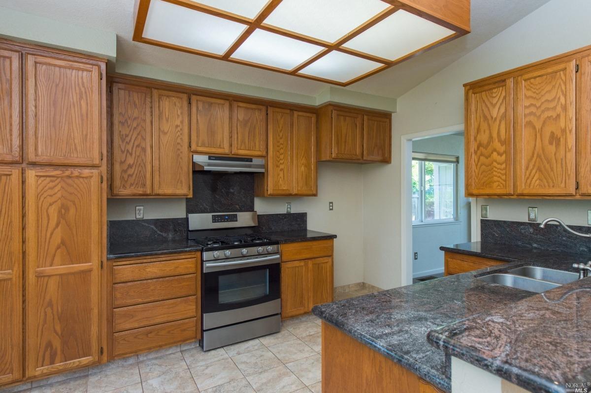 208 Mendelssohn Ct, Cotati, CA 94931 photo 14