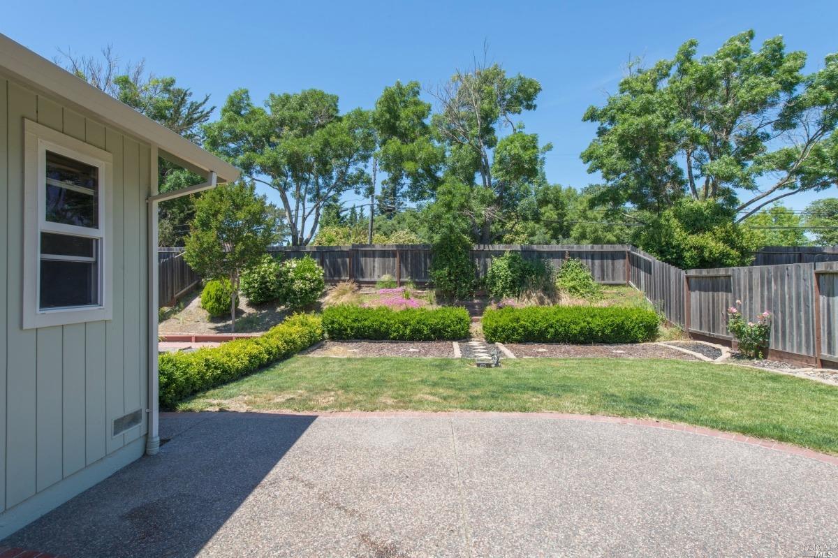 208 Mendelssohn Ct, Cotati, CA 94931 photo 26