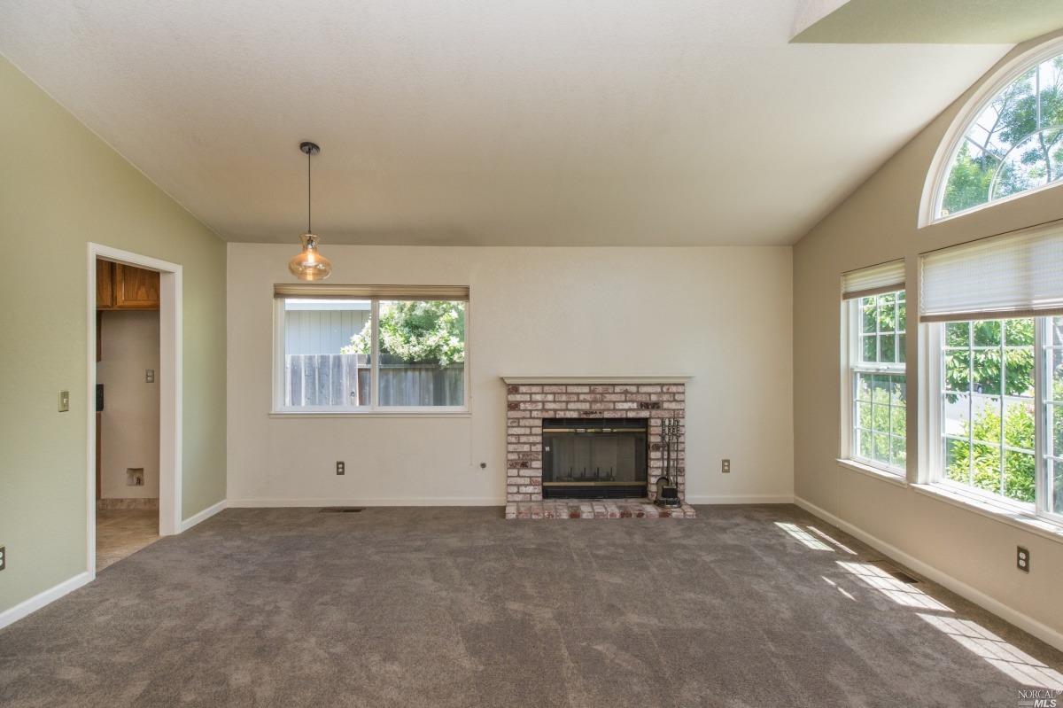 208 Mendelssohn Ct, Cotati, CA 94931 photo 5