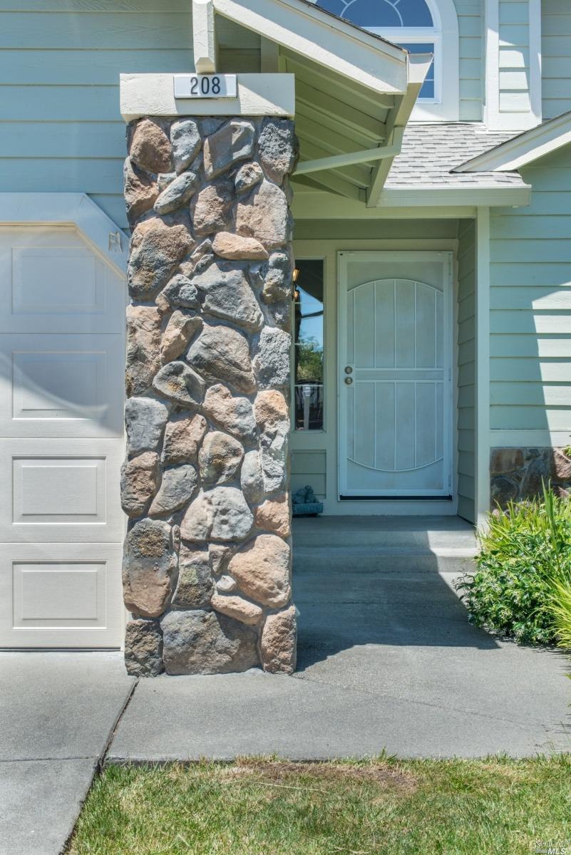 208 Mendelssohn Ct, Cotati, CA 94931 photo 2