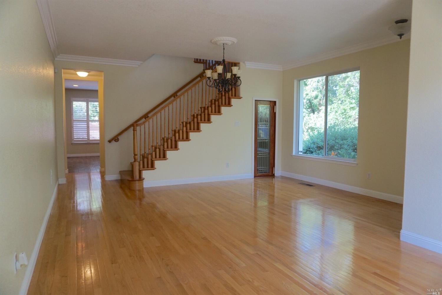 8934 Oakfield Ln, Windsor, CA 95492 photo 11