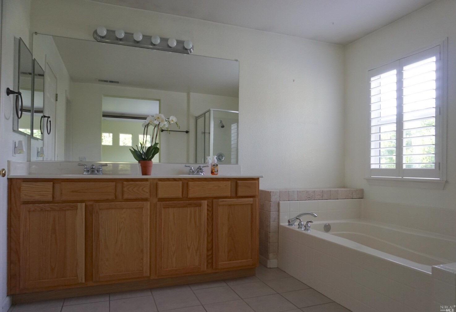 8934 Oakfield Ln, Windsor, CA 95492 photo 8