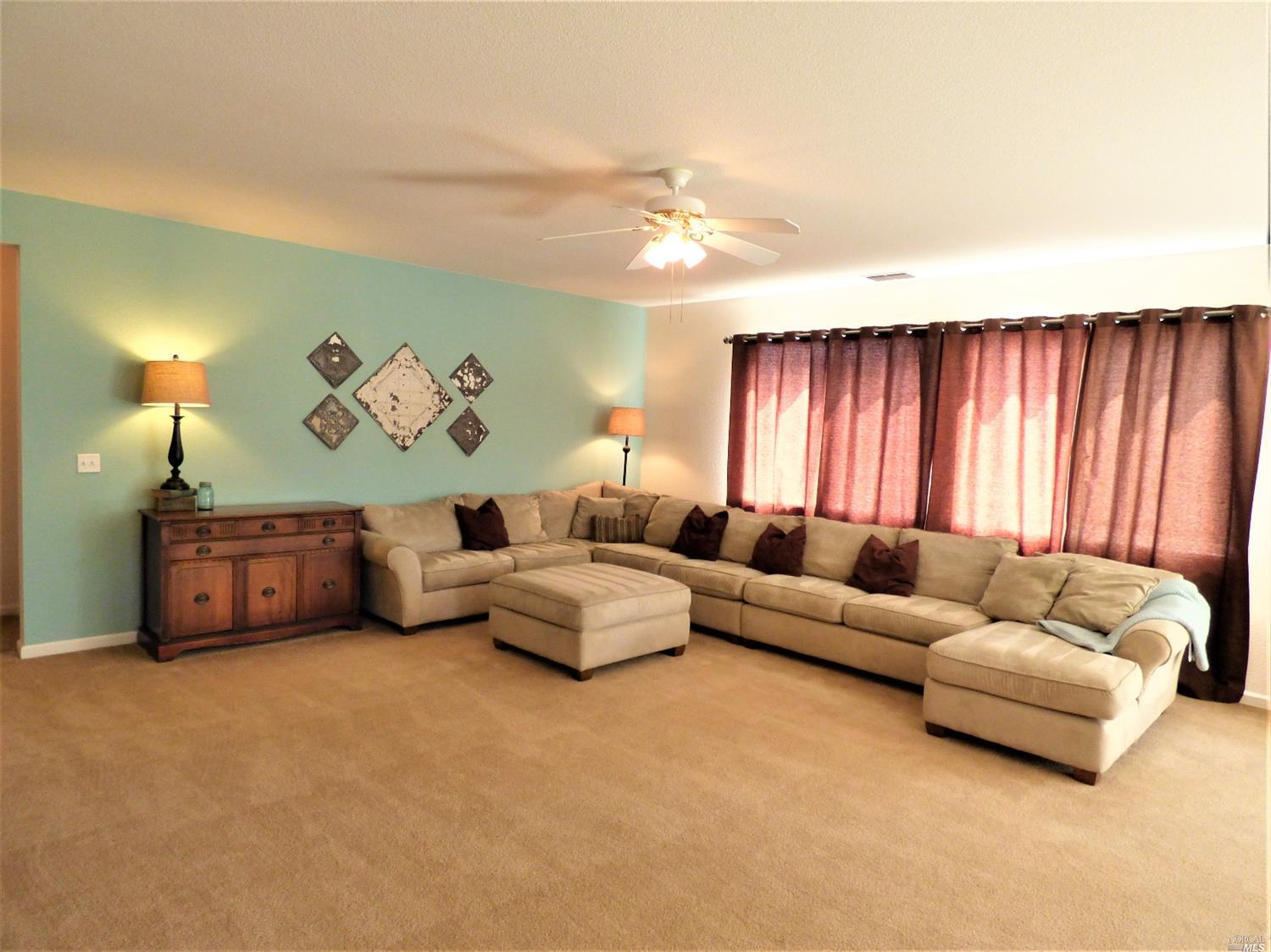 634 Ruby Dr, Vacaville, CA 95687 photo 6