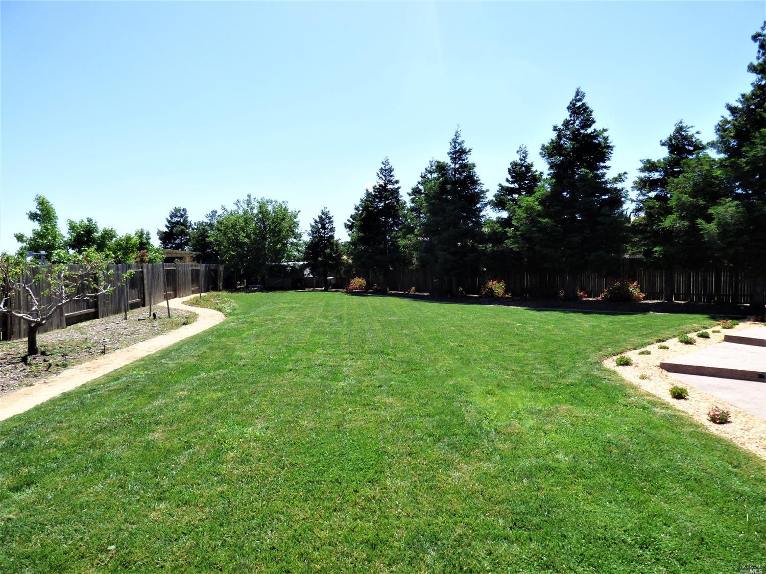 634 Ruby Dr, Vacaville, CA 95687 photo 15