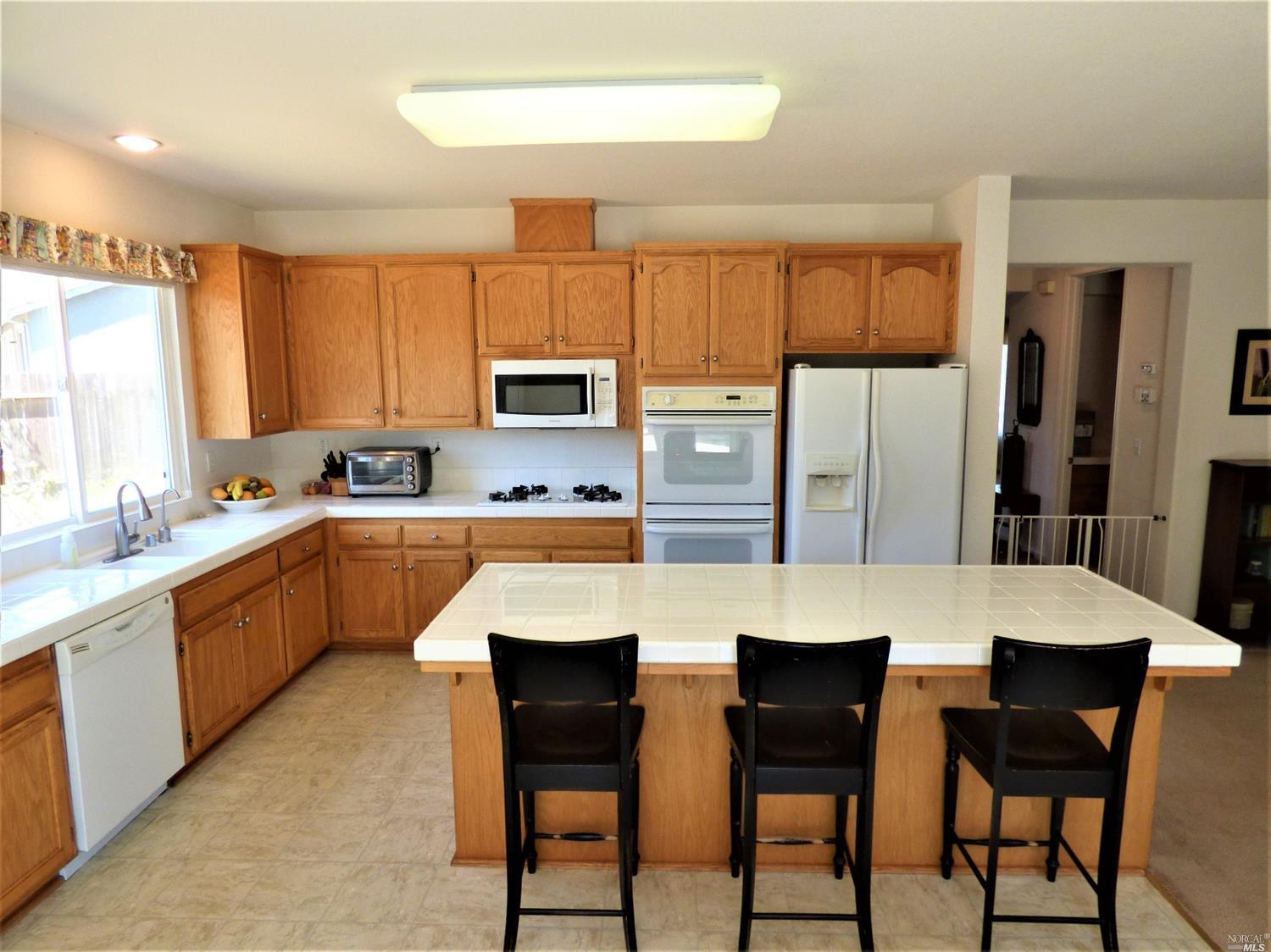 634 Ruby Dr, Vacaville, CA 95687 photo 8