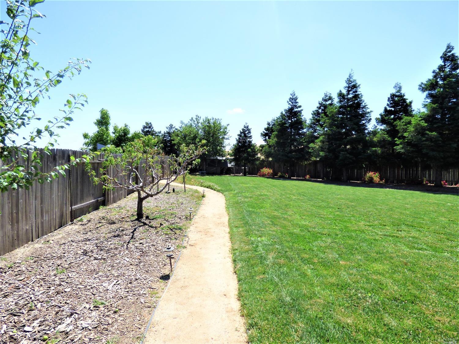 634 Ruby Dr, Vacaville, CA 95687 photo 29