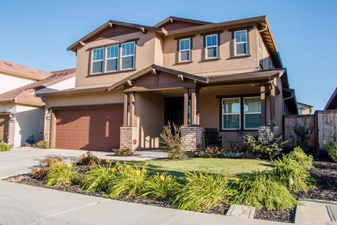 219 Ginger St, Vacaville, CA 95687 photo 1