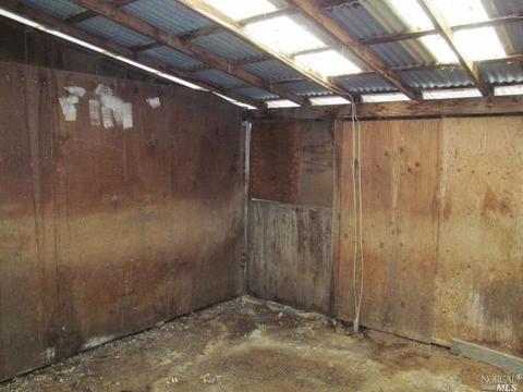 Undisclosed, Willits, CA 95490 photo 33