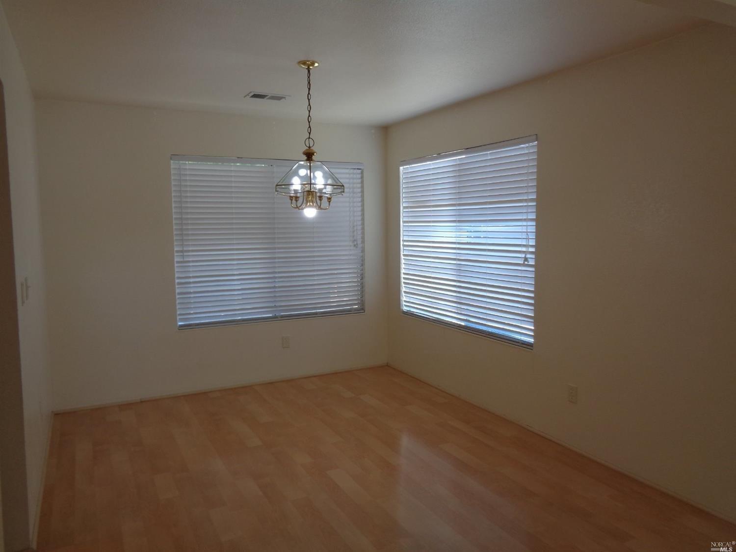 116 Crystal Ct, Vallejo, CA 94589 photo 8