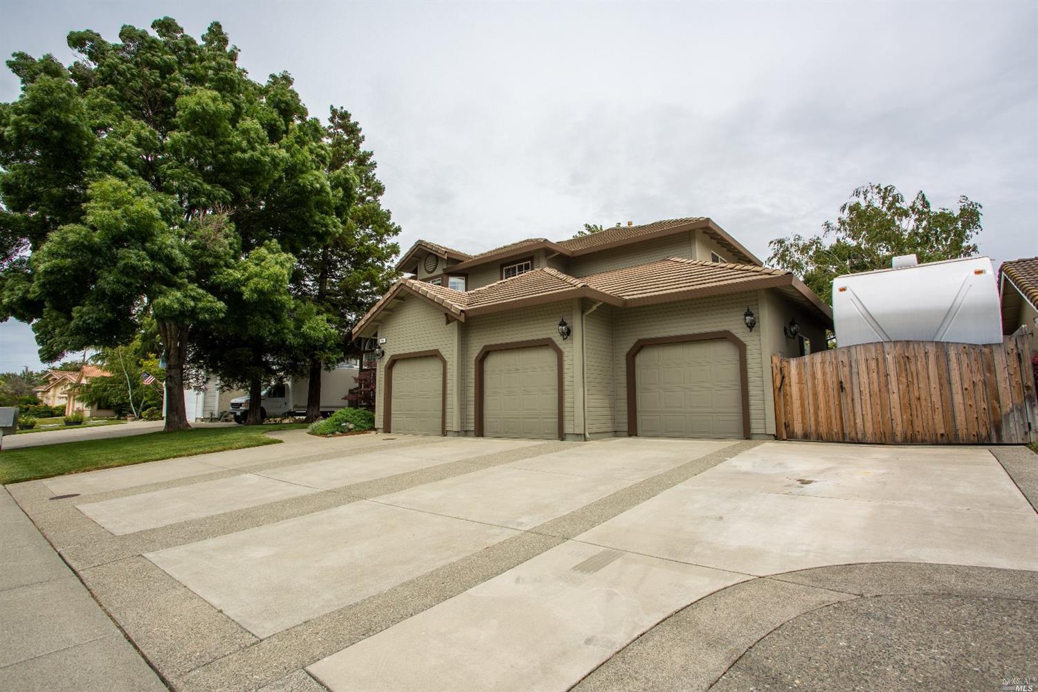 785 Collier Dr, Dixon, CA 95620 photo 4
