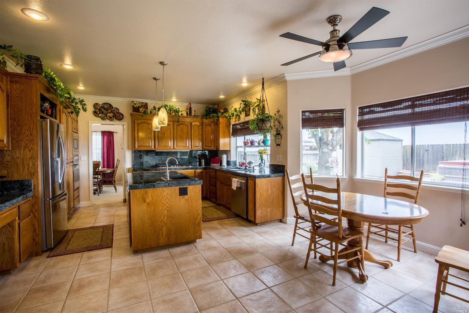 785 Collier Dr, Dixon, CA 95620 photo 10