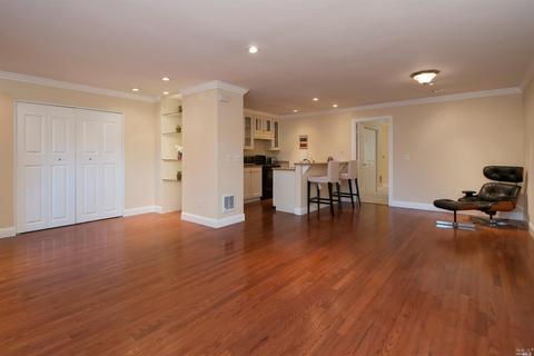 49 Ashford Ave, Mill Valley, CA 94941 photo 2