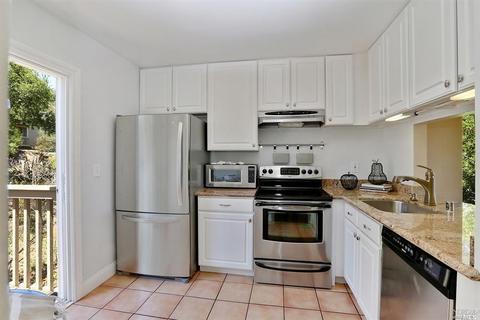 19 Thoreau Cir, Mill Valley, CA 94941 photo 5