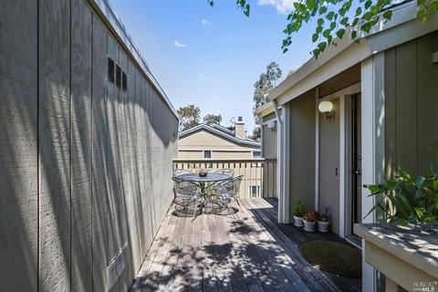 19 Thoreau Cir, Mill Valley, CA 94941 photo 15