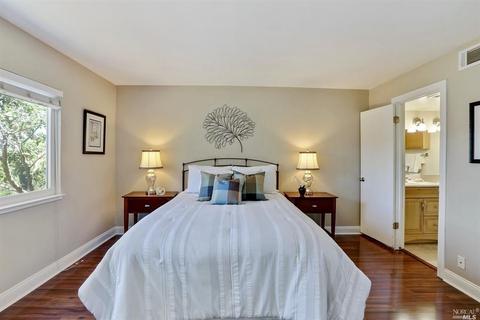 19 Thoreau Cir, Mill Valley, CA 94941 photo 6