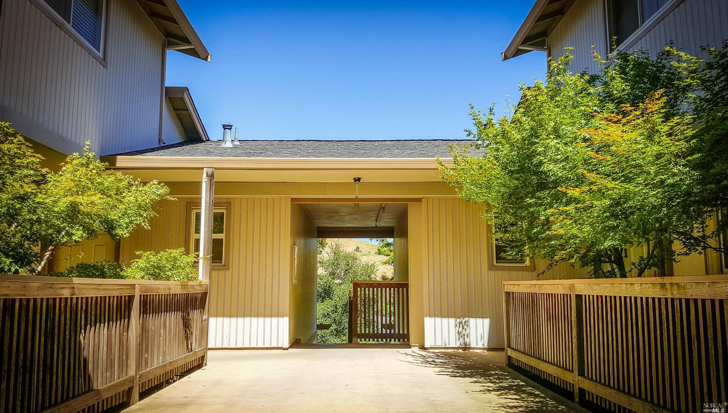 101 Mariner Dr, Vallejo, CA 94591 photo 1