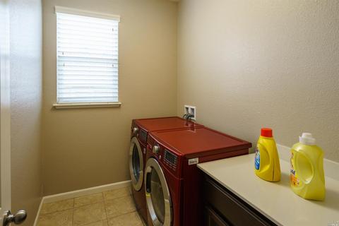 2189 Yellow Rose Cir, Fairfield, CA 94534 photo 25