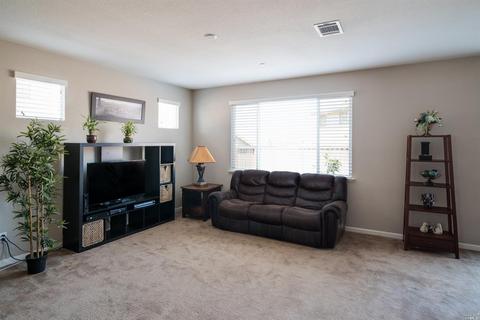2189 Yellow Rose Cir, Fairfield, CA 94534 photo 10