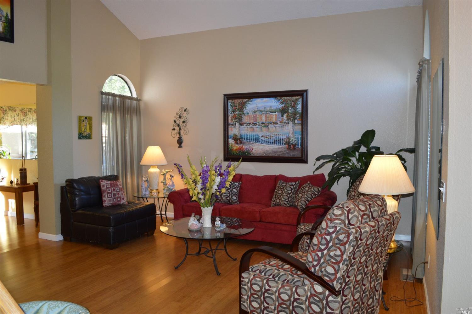 9293 Cordellia Ln, Windsor, CA 95492 photo 3