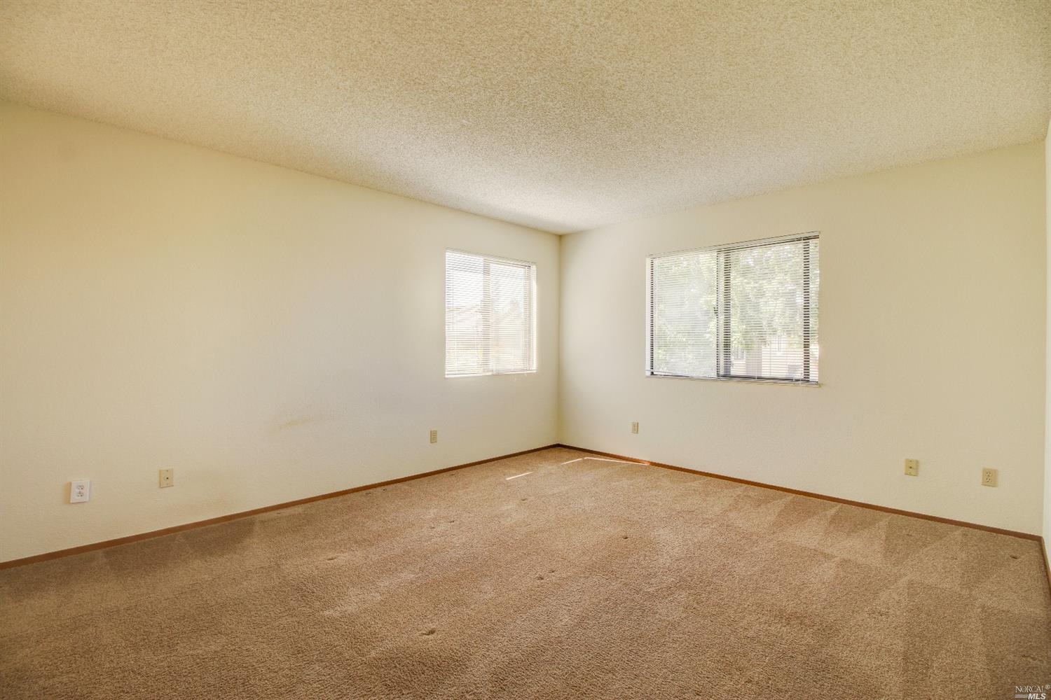 1128 Daniel Dr, Petaluma, CA 94954 photo 32