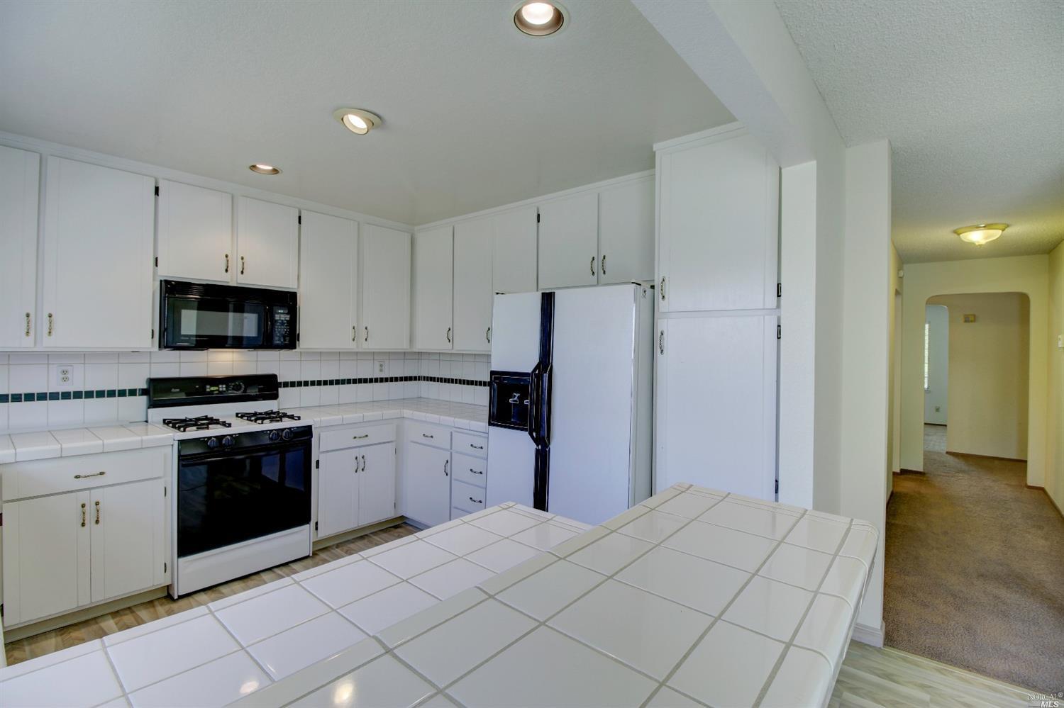 1128 Daniel Dr, Petaluma, CA 94954 photo 14