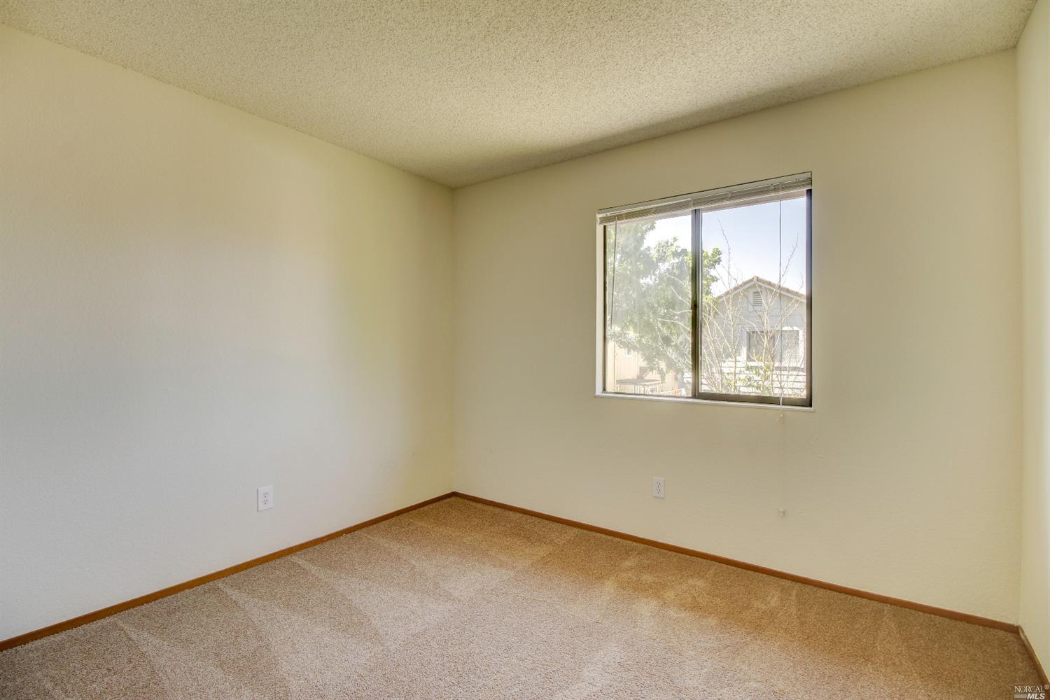 1128 Daniel Dr, Petaluma, CA 94954 photo 28