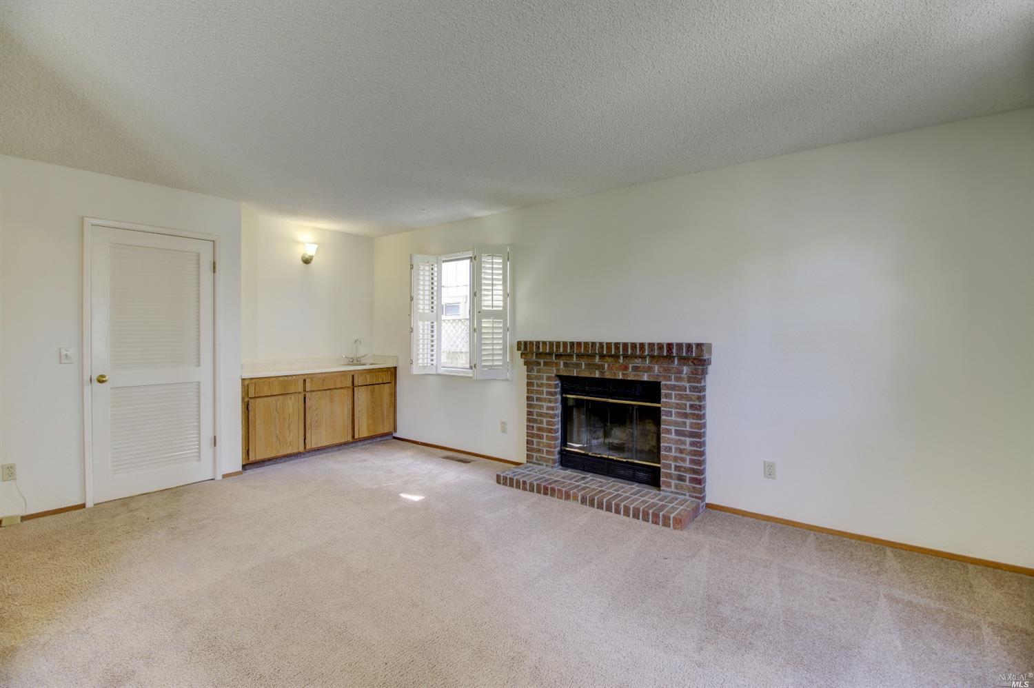 1128 Daniel Dr, Petaluma, CA 94954 photo 21