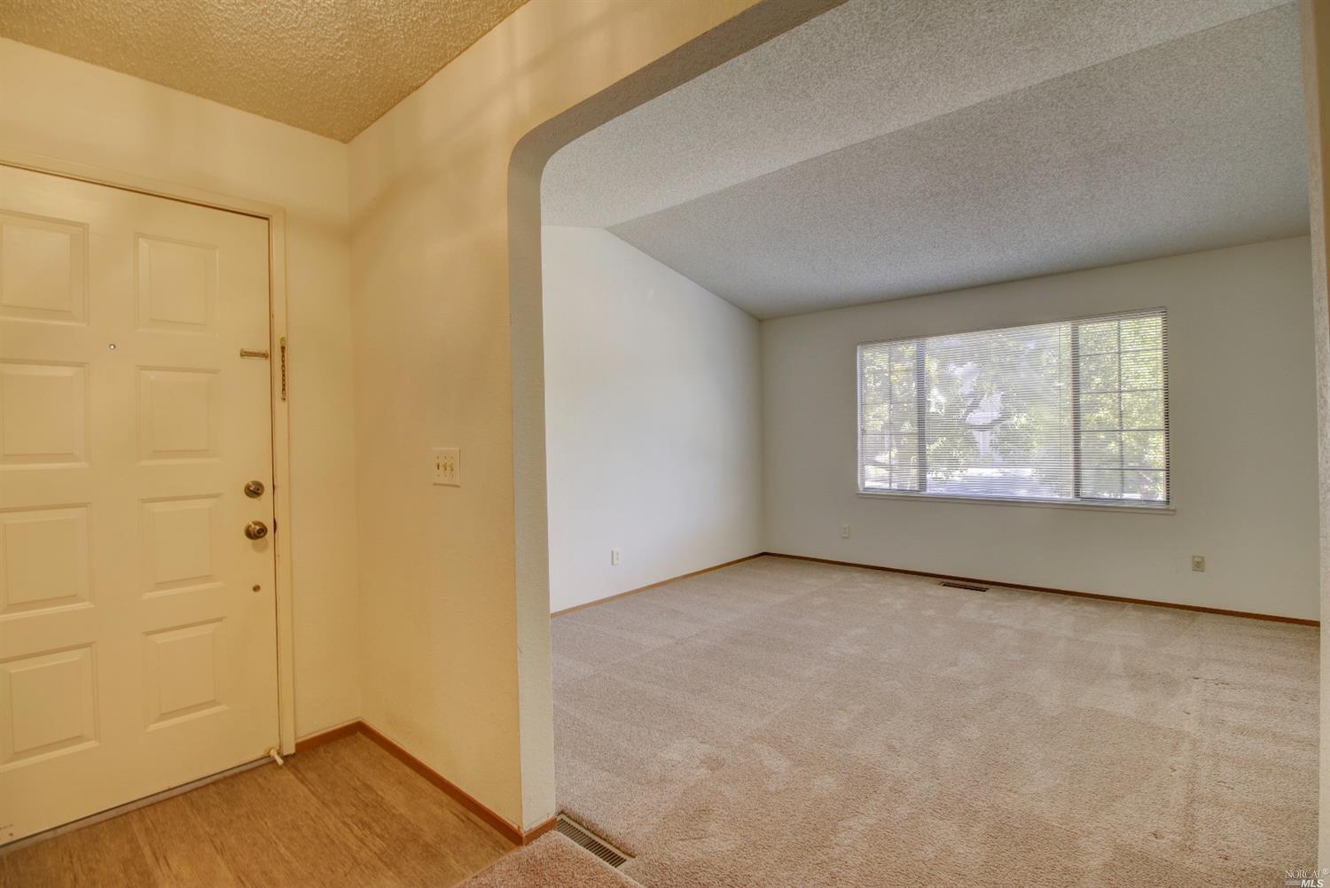 1128 Daniel Dr, Petaluma, CA 94954 photo 7