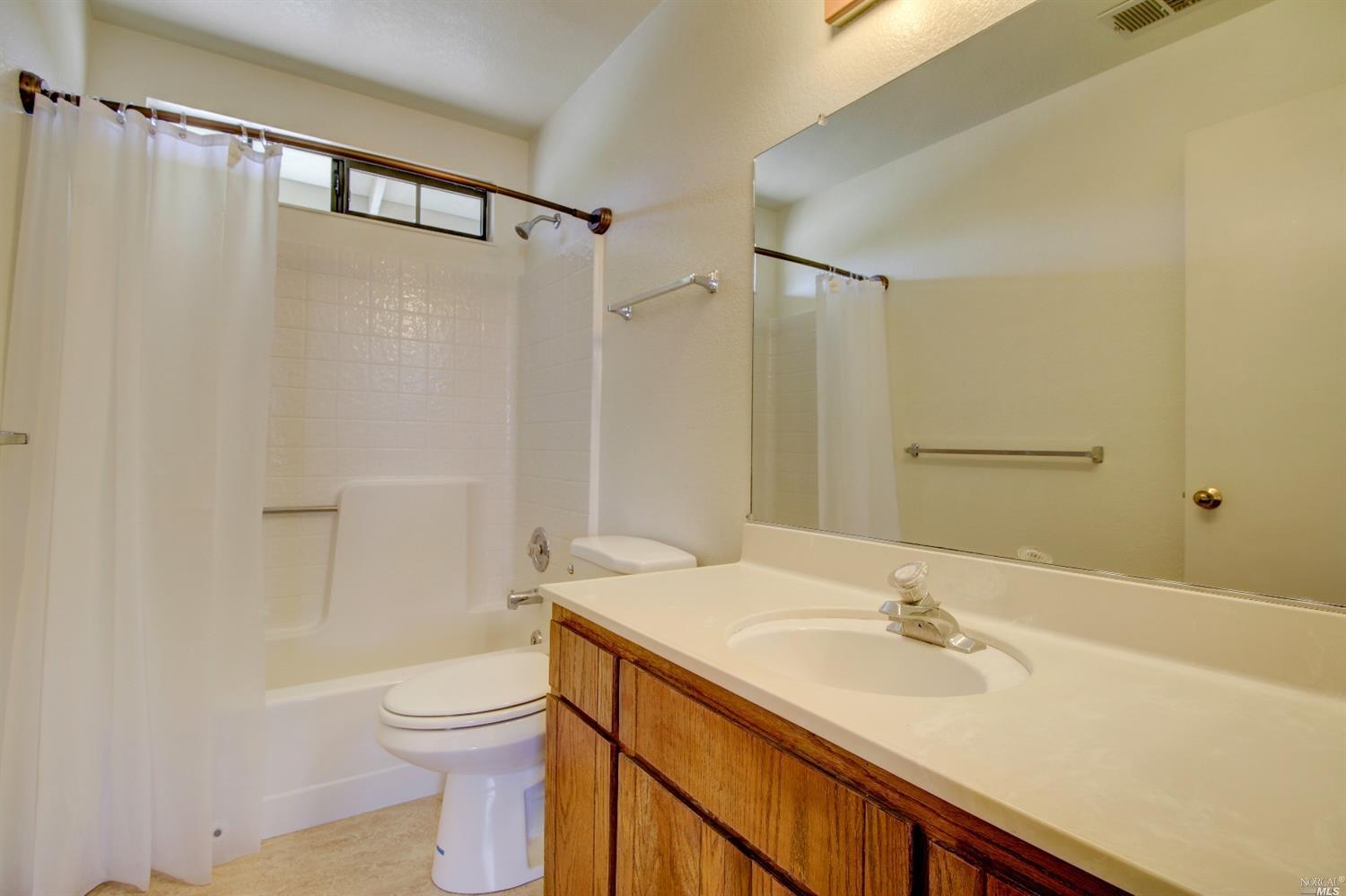 1128 Daniel Dr, Petaluma, CA 94954 photo 27