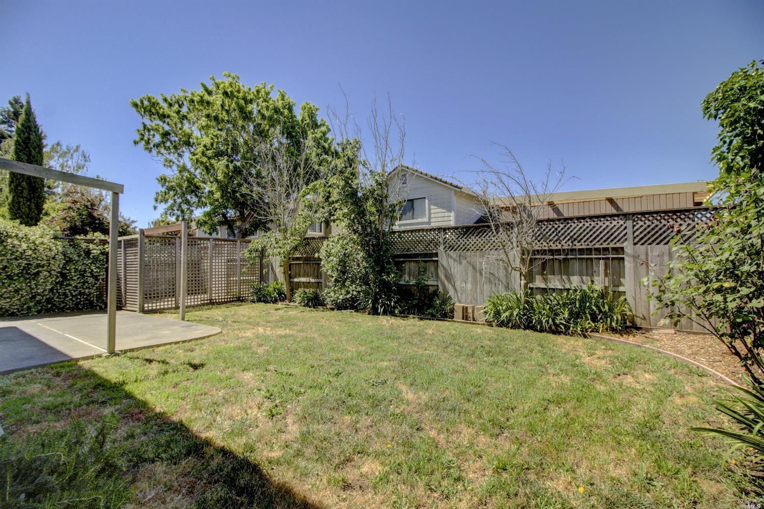 1128 Daniel Dr, Petaluma, CA 94954 photo 39