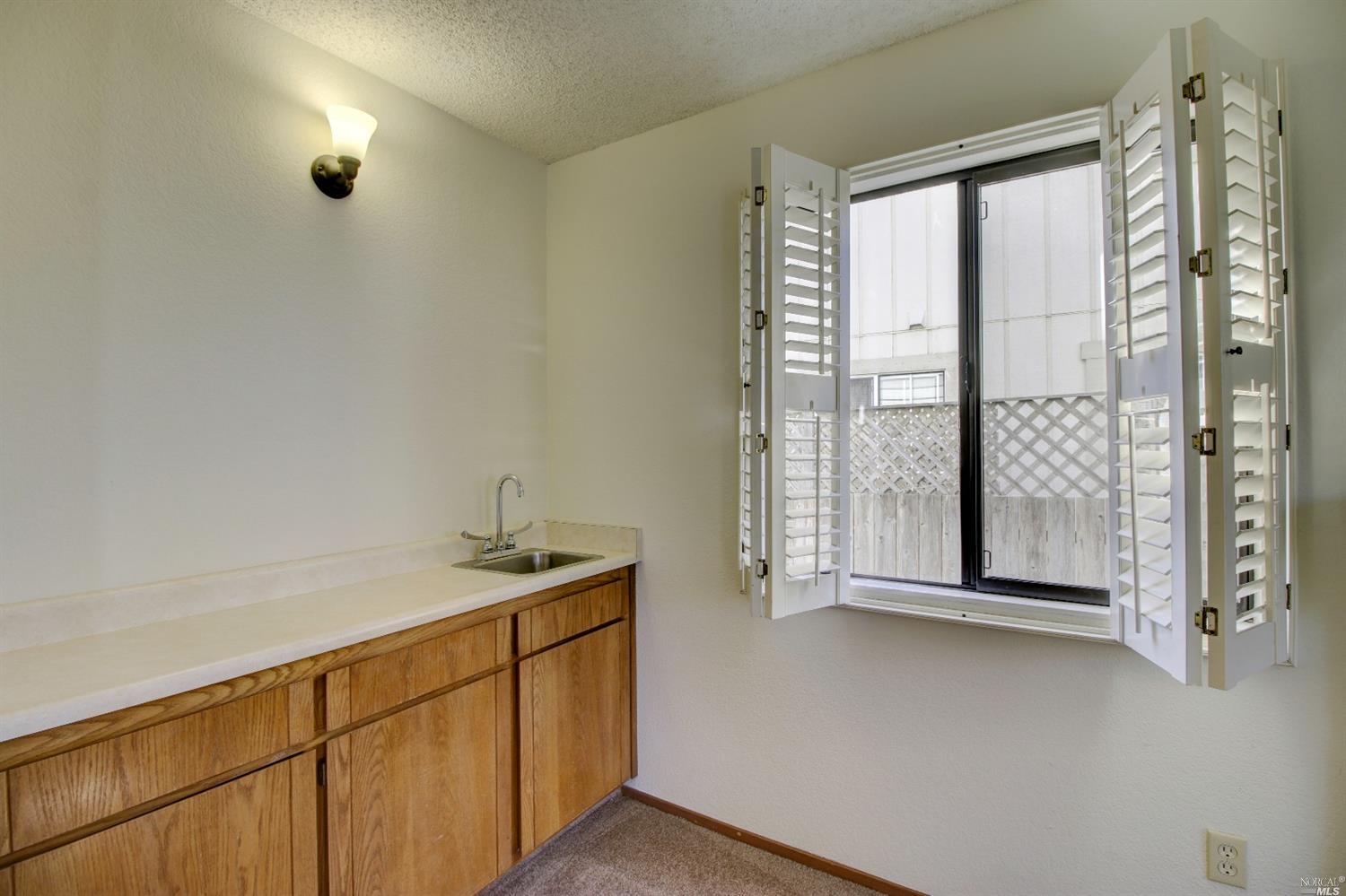 1128 Daniel Dr, Petaluma, CA 94954 photo 26