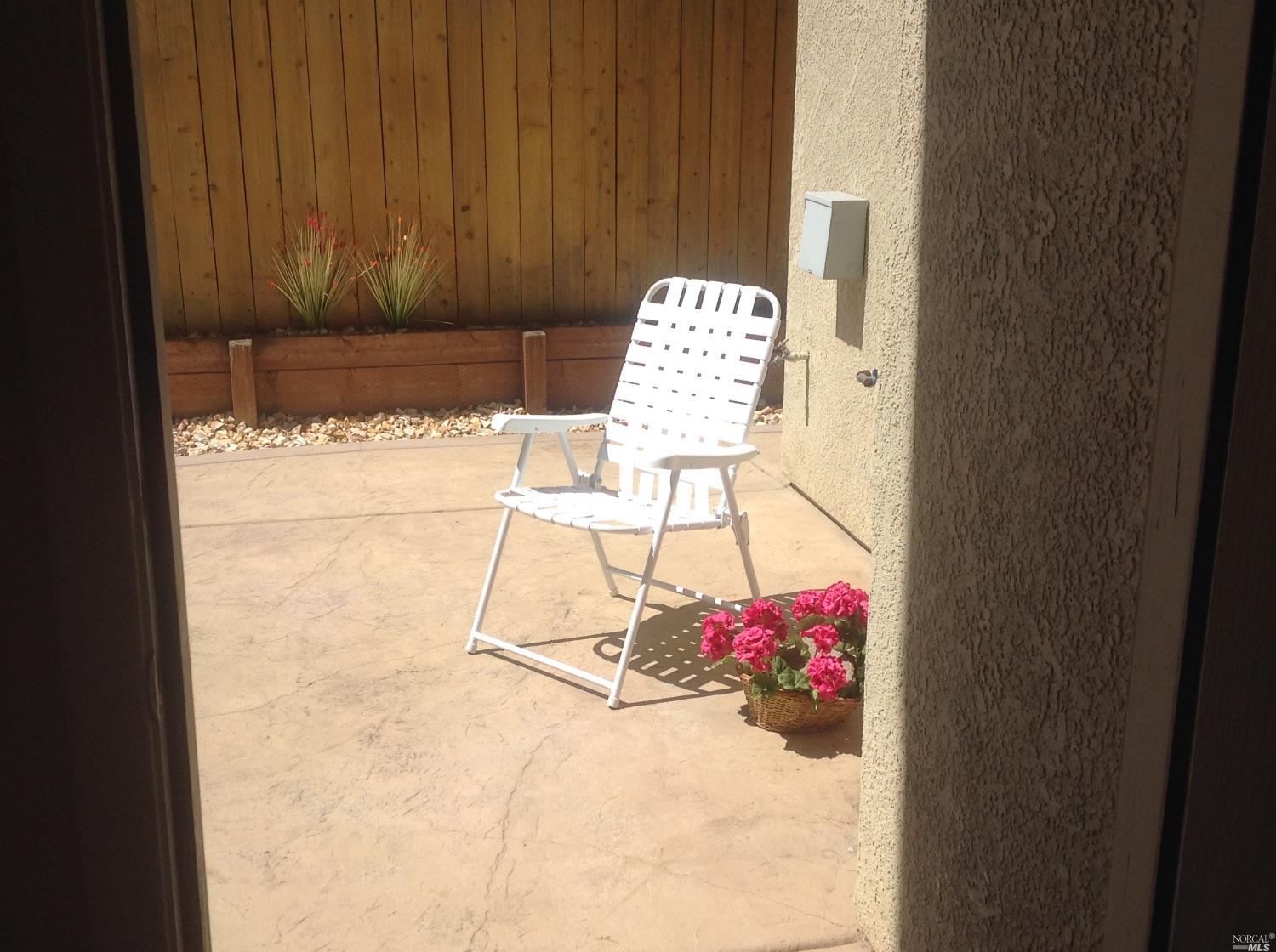 2450 White Dr, Fairfield, CA 94533 photo 13