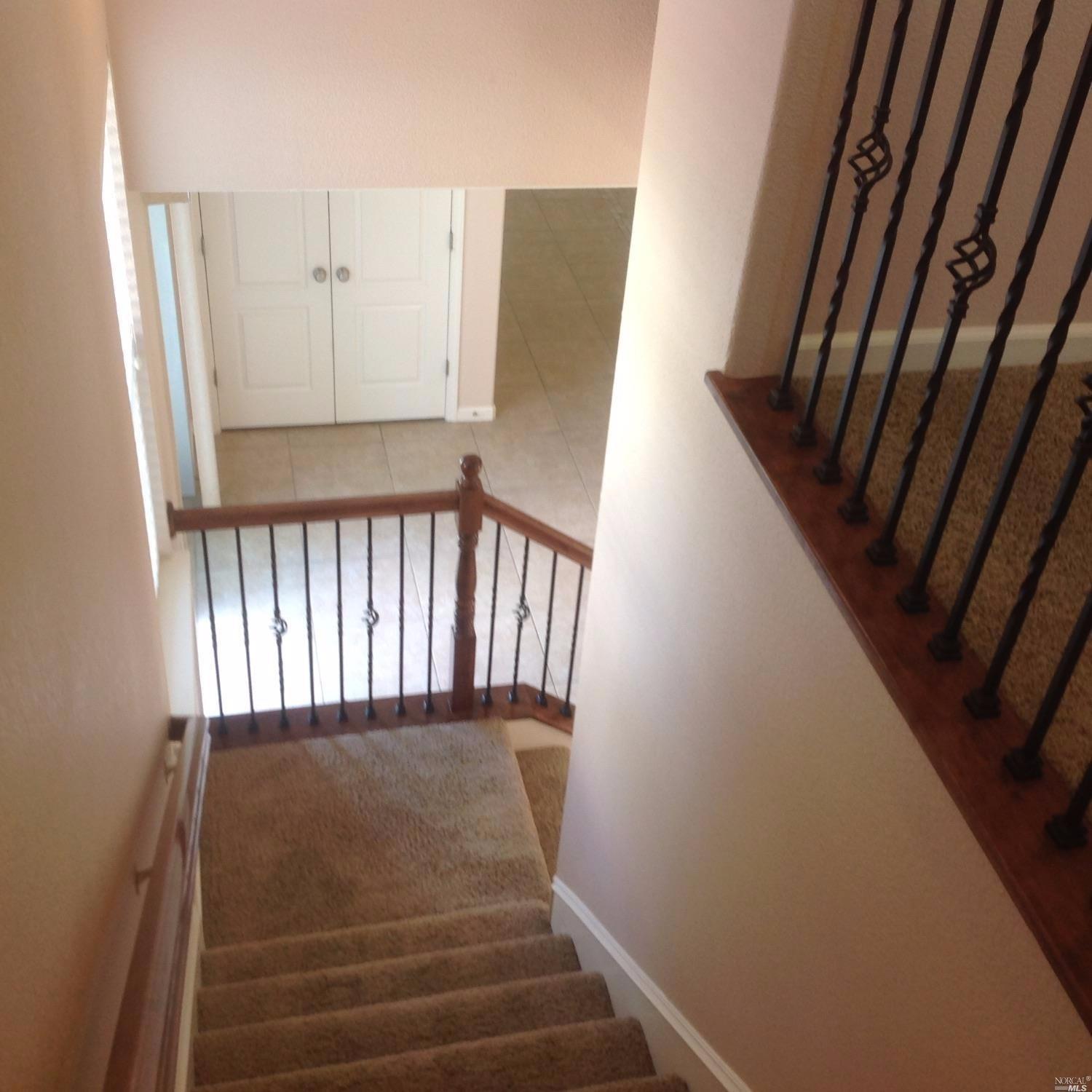 2450 White Dr, Fairfield, CA 94533 photo 8